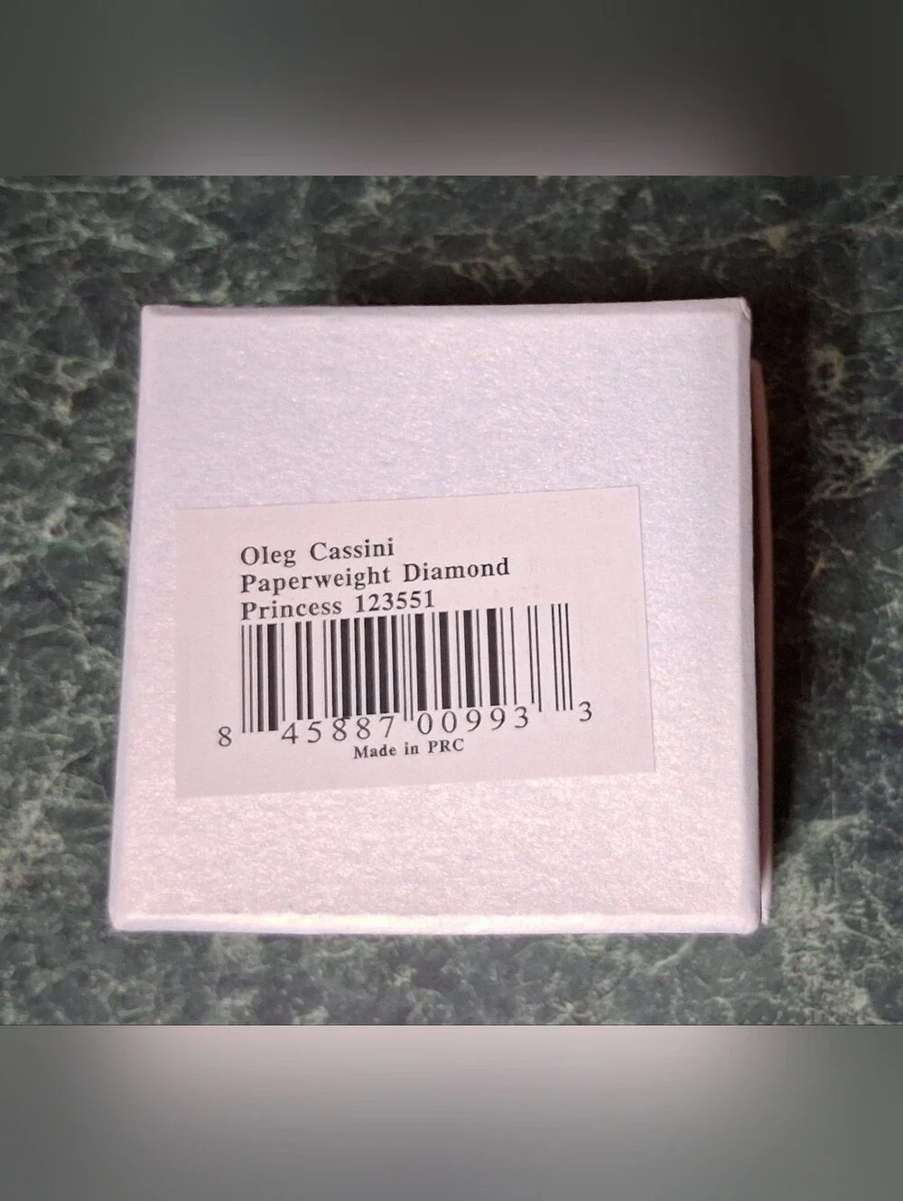 NIB Oleg Cassini Crystal Paperweight Cut Diamond Princess Clear 2” 123551